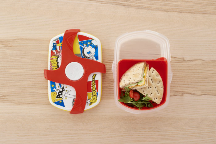 Recette rapide club sandwich bacon, mimolette et avocat pour les enfants
