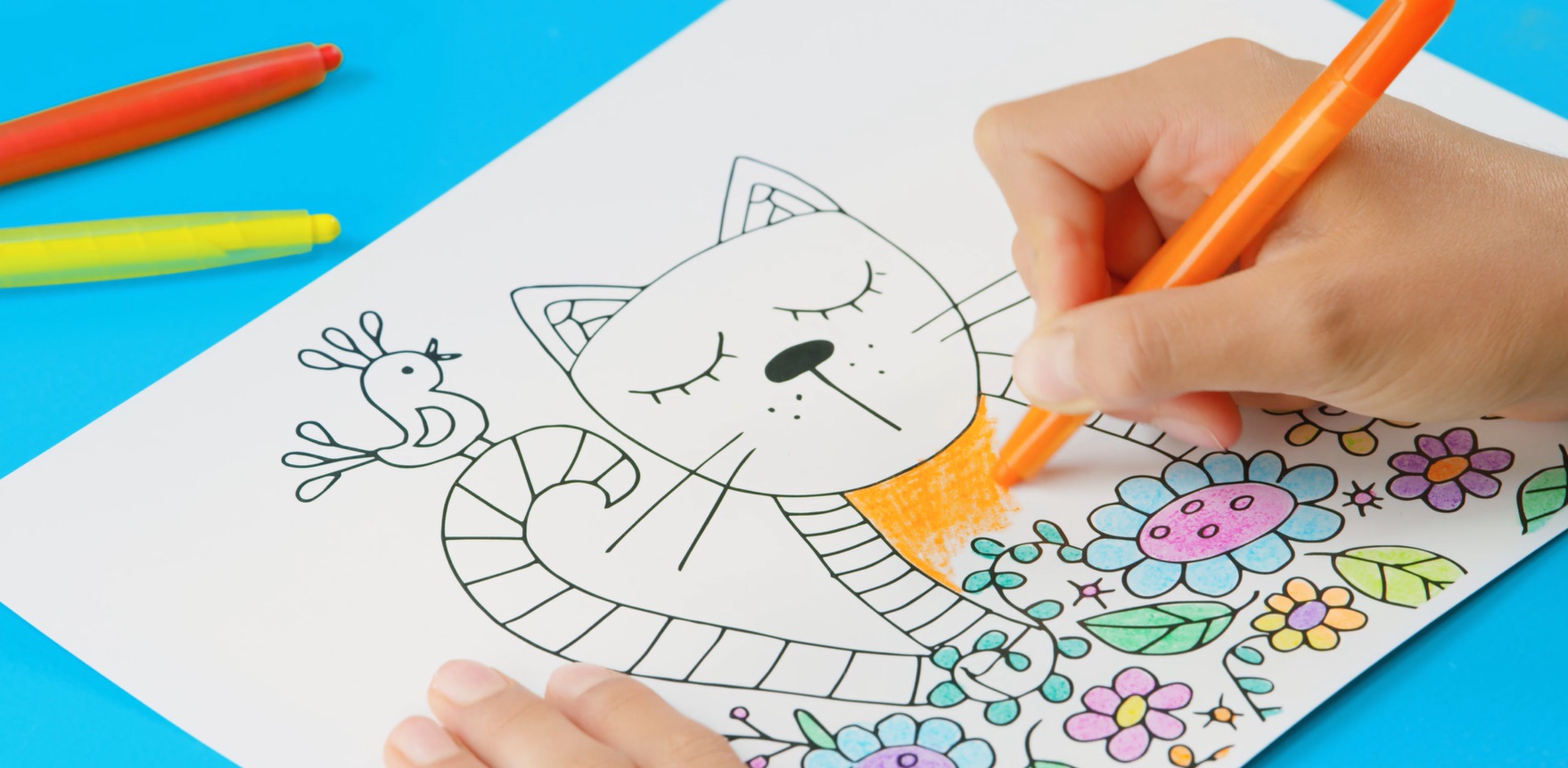 Cahier de coloriages et activités créatives pour occuper les enfants