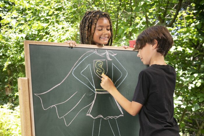 Comment développer la créativité de mon enfant