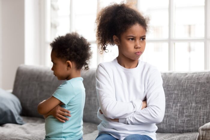 Rivalité et jalousie entre frères et soeurs