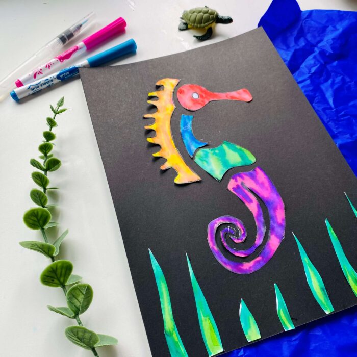 Mapiwee by Maped Apprendre l’aquarelle en dessinant un hippocampe