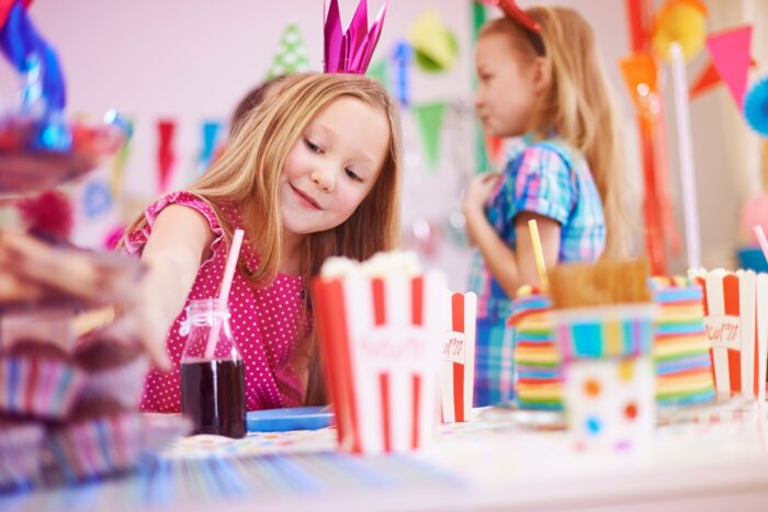 image couverture anniversaire en classe