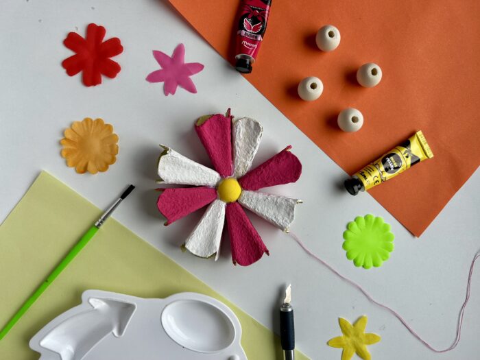 diy printemps enfant fleurs en boîte d'oeufs image couverture