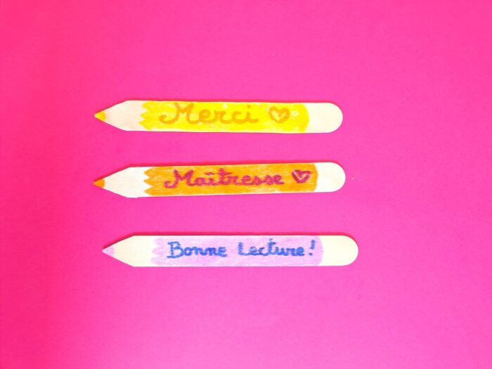 Marque-pages crayon personnalisés avec les messages Merci, Maîtresse et Bonne lecture